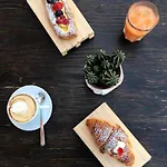 Il Caruggio Rooms&breakfast לינה וארוחת בוקר ואראצה